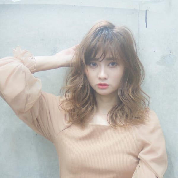 ショコラベージュ 小顔 セミディ 前髪