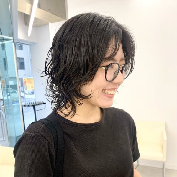 レイヤーカット/ロングパーマ/ウェットヘア|Brown