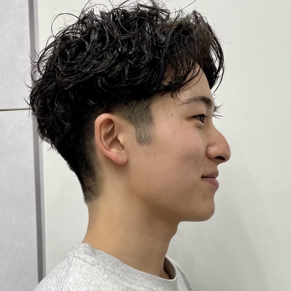 大人ツーブロックパーマ