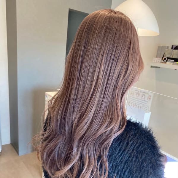 ニュアンスカラー/ミルクティー/ロングレイヤーハイトーン|RiM rooming salon