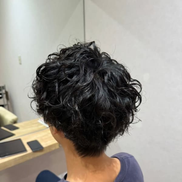 波巻きスパイラルパーマ/メンズパーマ/マッシュパーマ|THEE