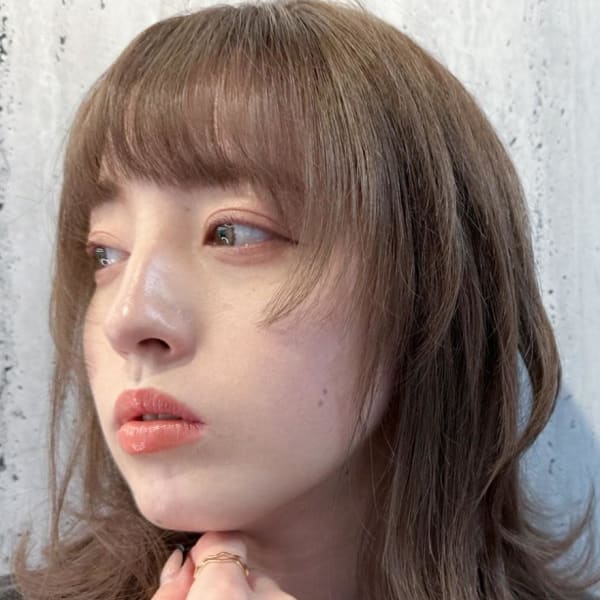 ★外ハネミディアム小顔ウルフカットアッシュオーガニックカラー