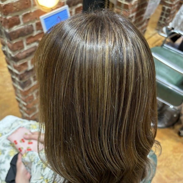 【さすだ】白髪ぼかしハイライトで明るめカラーに♪