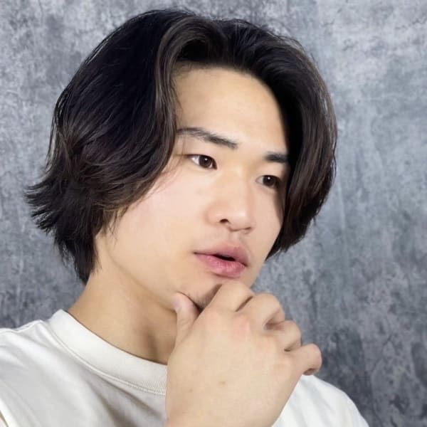 セミロングセンターパート