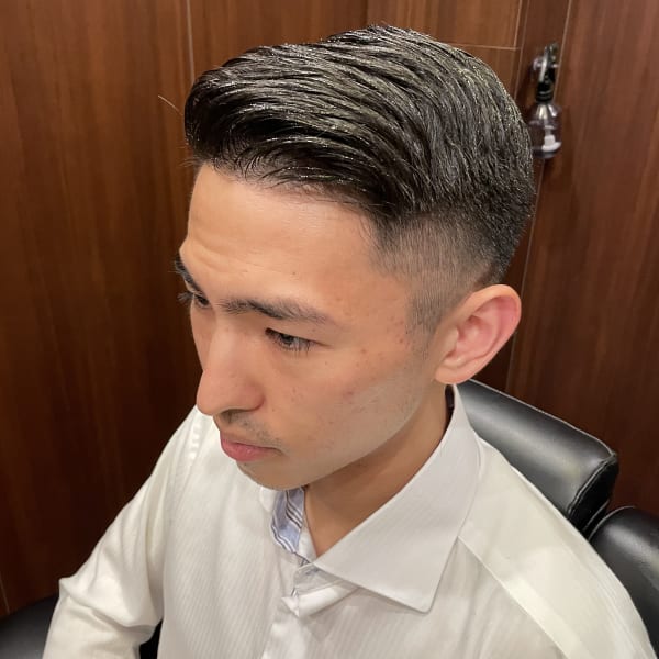 ビジネスマンファード