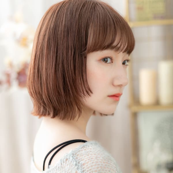 韓国風ベージュピンク外ハネ透け感ミニボブ ヘルシースタイル