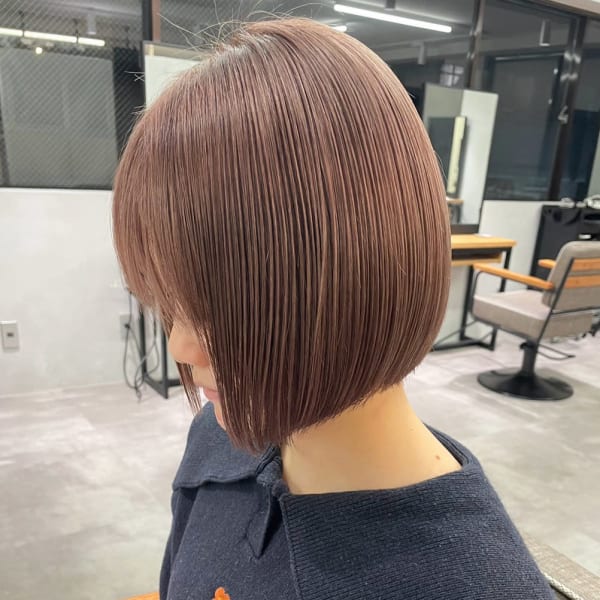 透明感ハイトーンカラーピンクベージュ＊大人かわいいミニボブ|mulah