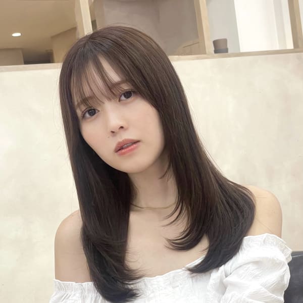 大人ガーリー透明感くすみカラーモカベージュ