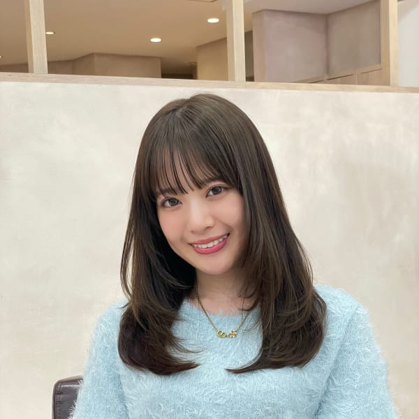 大人ガーリー透明感くすみカラーオリーブ ベージュ