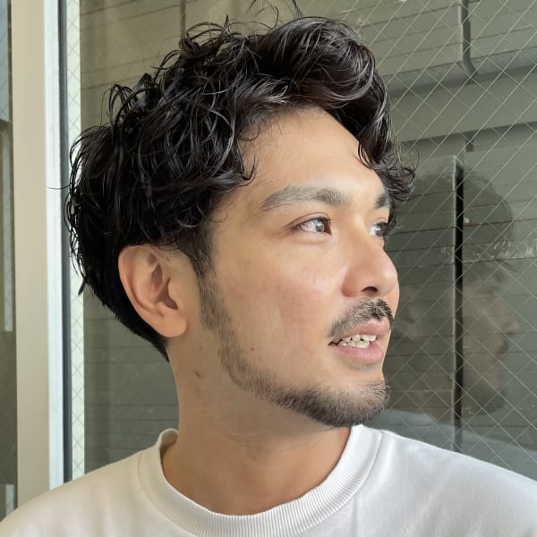 大人ツーブロックパーマ