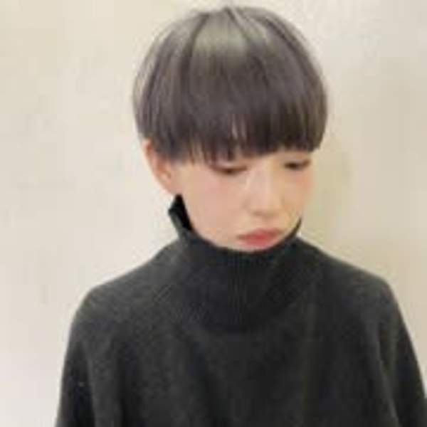 ツーブロック刈り上げマッシュショート