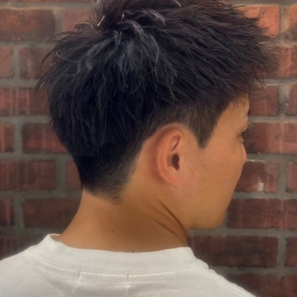 ツーブロックスパイキーショート