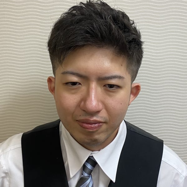 【ビジネスショート】ナチュラルパーマスタイル
