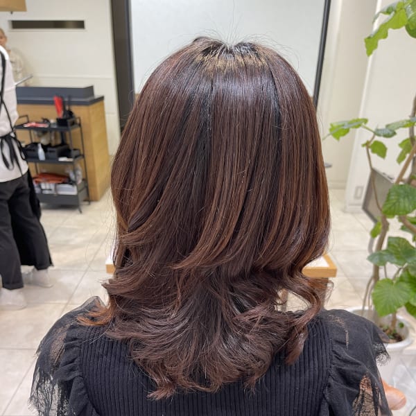 レイヤーカットで軽いスタイルに!|KENJE 南林間