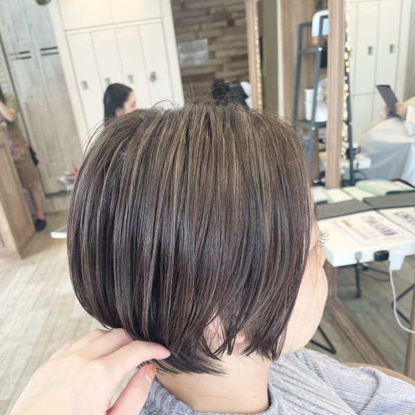 細めハイライト×ショートスタイル|bijou amour