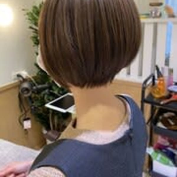 ショートボブ|Omorfi ひばりヶ丘店
