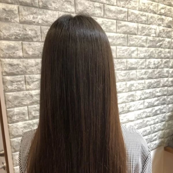 髪質改善トリートメントで艶髪|BAGUS