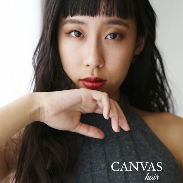 大人だからできるオン眉ロングヘア