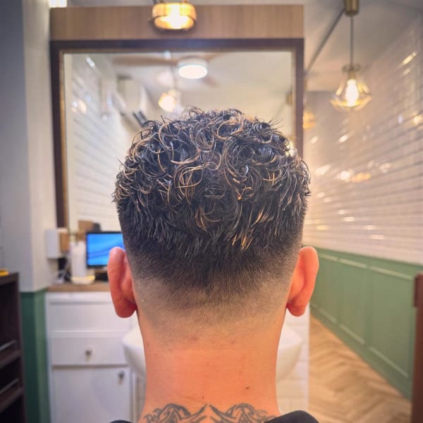 フェードパーマ|Y's BARBER GINZA 御茶ノ水店