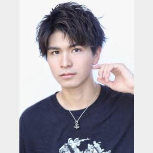 ハーフアップバングショート 黒髪ツーブロック 熊本上通