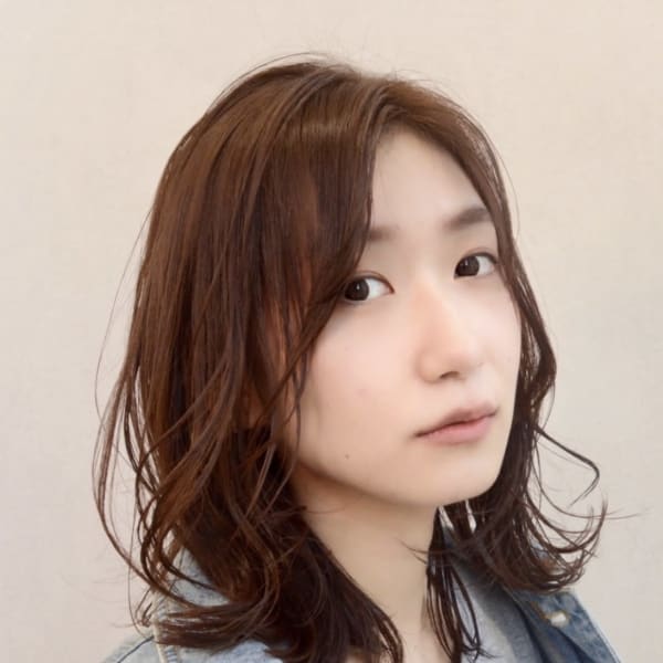 ミディアムボブ|アフロディーテ 泉中央店