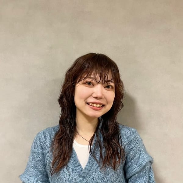 石渡 好美|com by neolive【コムバイネオリーブ】