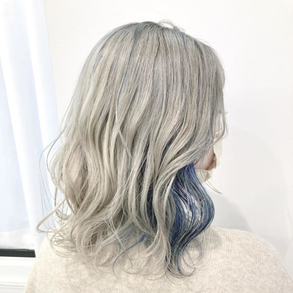 黒髪/グレーベージュ/レイヤーロング/前髪パーマ