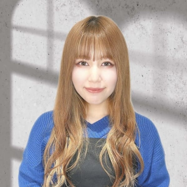 Lily eye & nail 札幌［まつ毛エクステ 美眉］【リリー アイアンドネイル サッポロ】のスタッフ紹介。シュリ サッポロ
