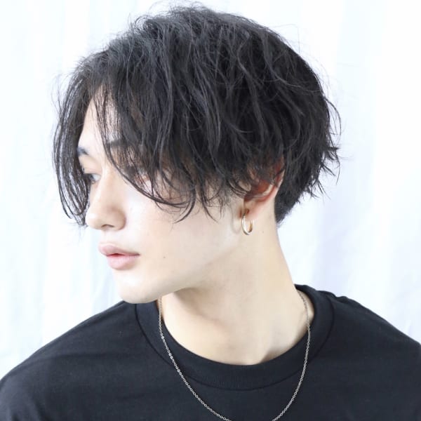 ソフトツイストスパイラル センターパート ミディアム 福岡