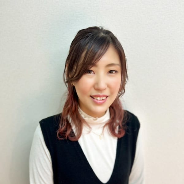 oz f［e・f］【オズ エフ】【オズ エフ】のスタッフ紹介。yuka