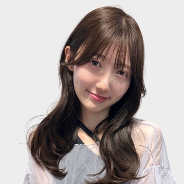 くびれ巻きミディアムヘア