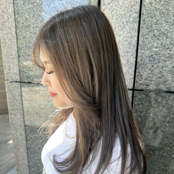 【felice MICH石井 あすか】オリーブベージュ　艶感