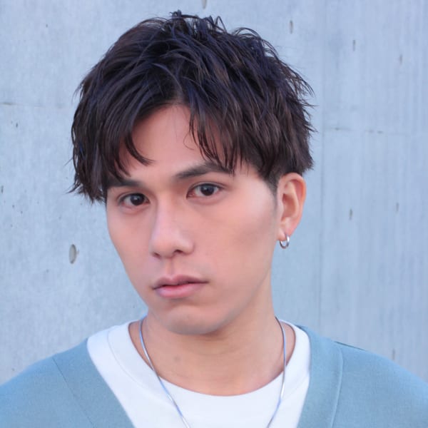 ツーブロックセンターパートショートマッシュ|YuGO HAIR 勝どき店