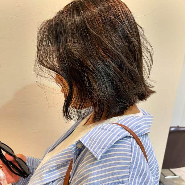 肩ハネでナチュラルボブ|LOHAS Hair ANGIE