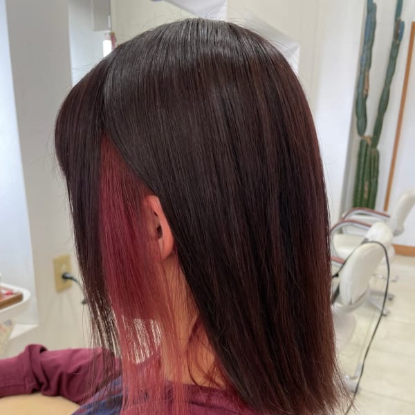 インナーカラー★ミディアムスタイル|Hair VERDE