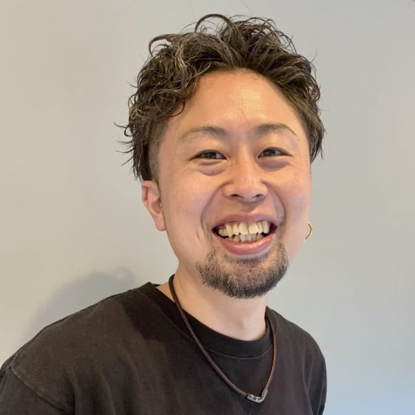 床屋 KNOT【トコヤ ノット】のスタッフ紹介。小松　直希