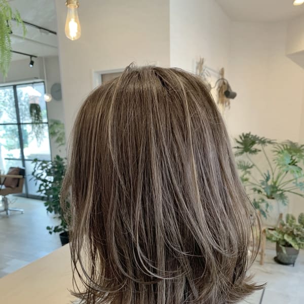 【VERBENA】ナチュラルグレージュハイライト