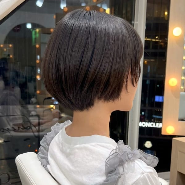 【新井】おさまるショート 顔まわりレイヤーカット