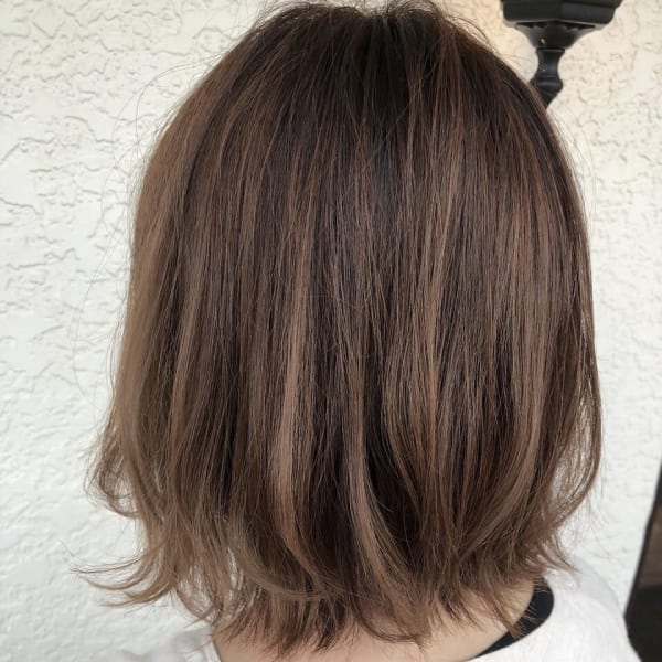 脱白髪染め 3Dハイライト レイヤーカット ボブ 髪質改善|リジェール 高辻店