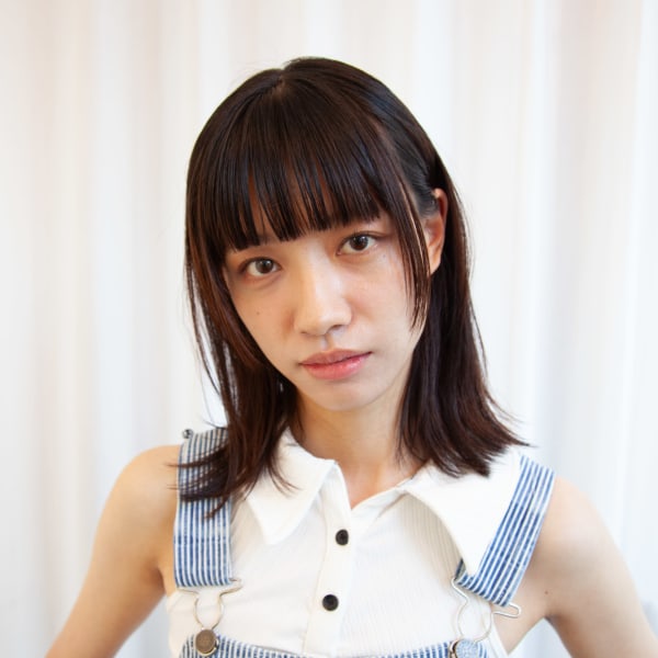 ミディアムヘア レイヤー ミディアムレイヤー 黒髪