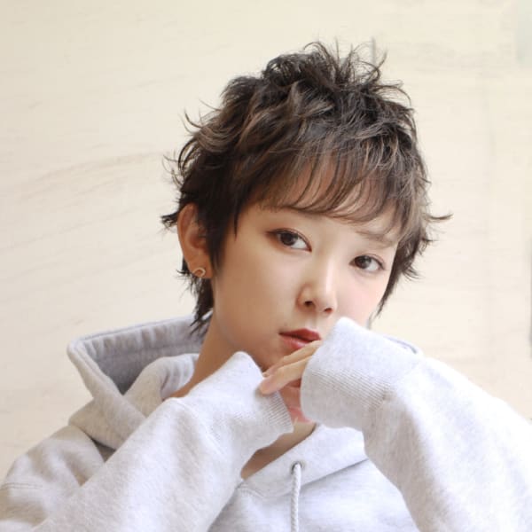 ナチュラルベージュショートレイヤー