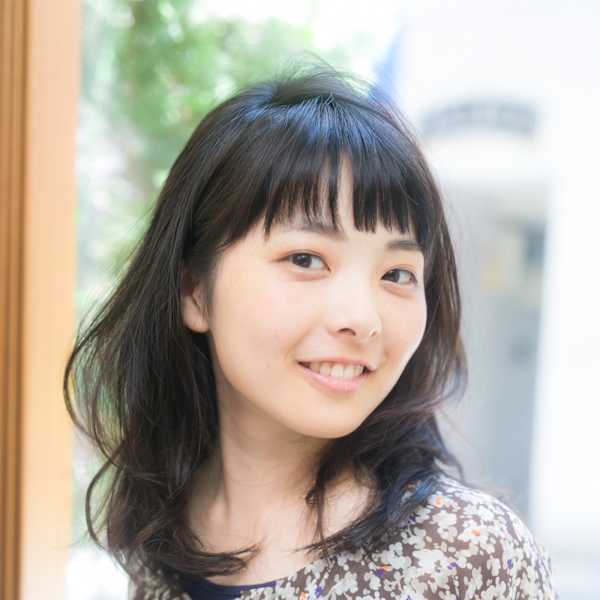 前髪は短くシースルー風ナチュラルミディアム|IGREK PARIS 橋本店