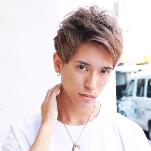 ヘッドSPAで頭皮スッキリアップバングショート|IGREK PARIS 赤羽店