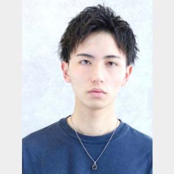 緩めパーマ ビジネス 短髪黒髪簡単 アップバング