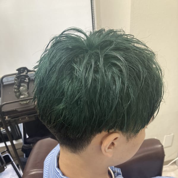 ターコイズグリーン