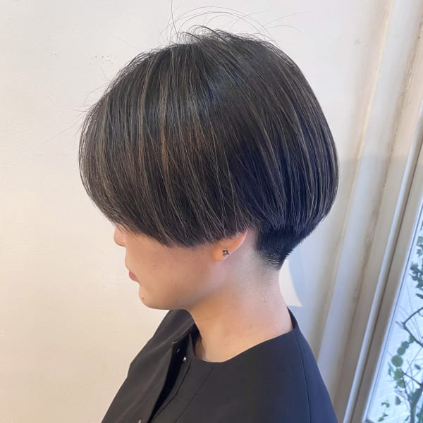 2024人気赤羽カラーショートカット