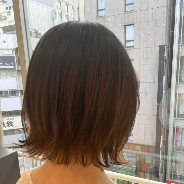 くびれ×切りっぱなしボブ×外ハネ