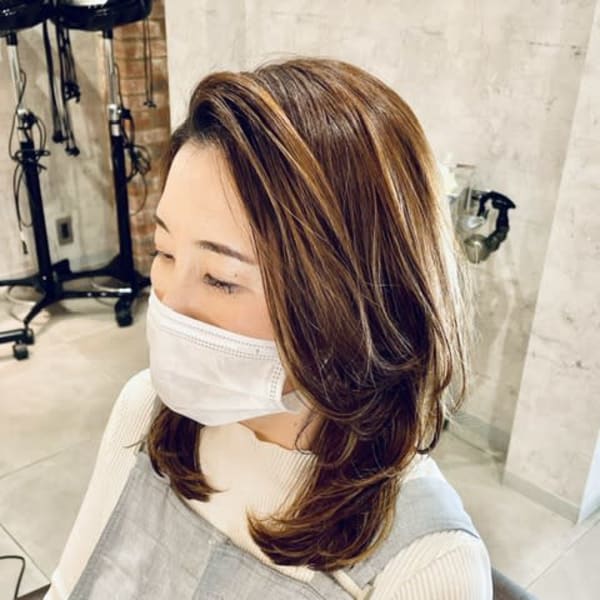 大人セミロングレイヤー