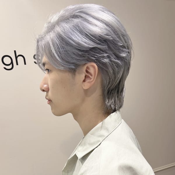 ハイトーンシルバー韓国風ガイルヘア