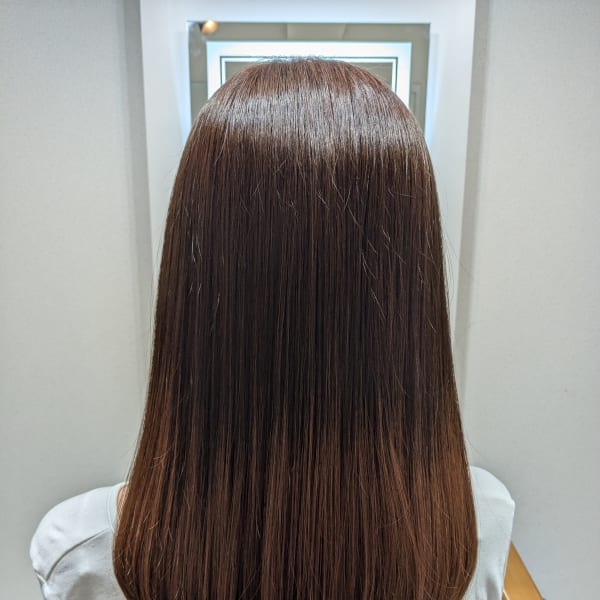 艶髪ロング✕綺麗な肌見せレッド|THE BACK STAGE